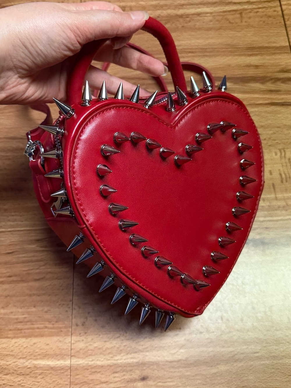Spikes Studded Heart-Shaped Crossbody Bag purse Black or Red - Picture 8 of 10